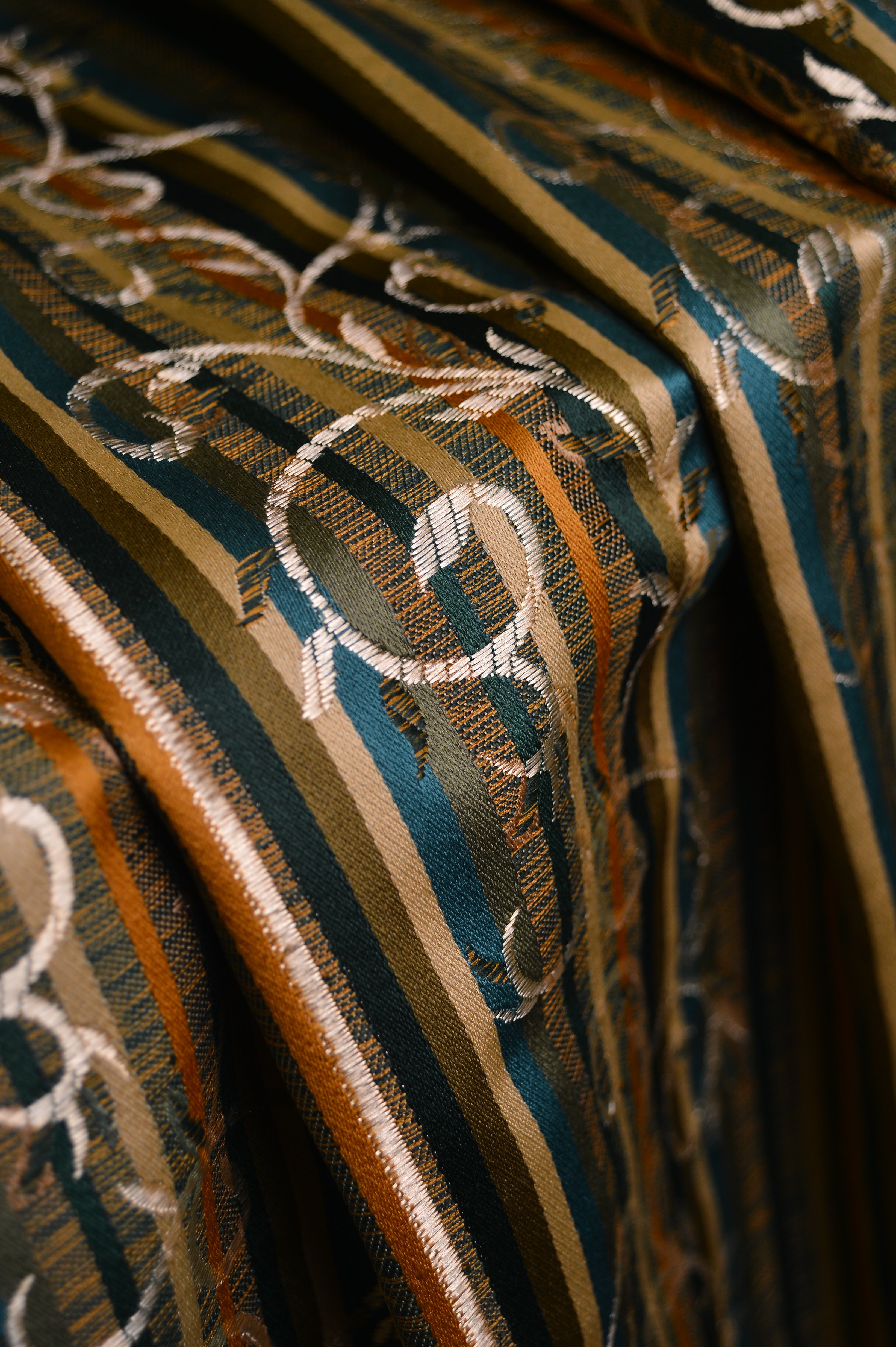 Parallel Swings (gold)