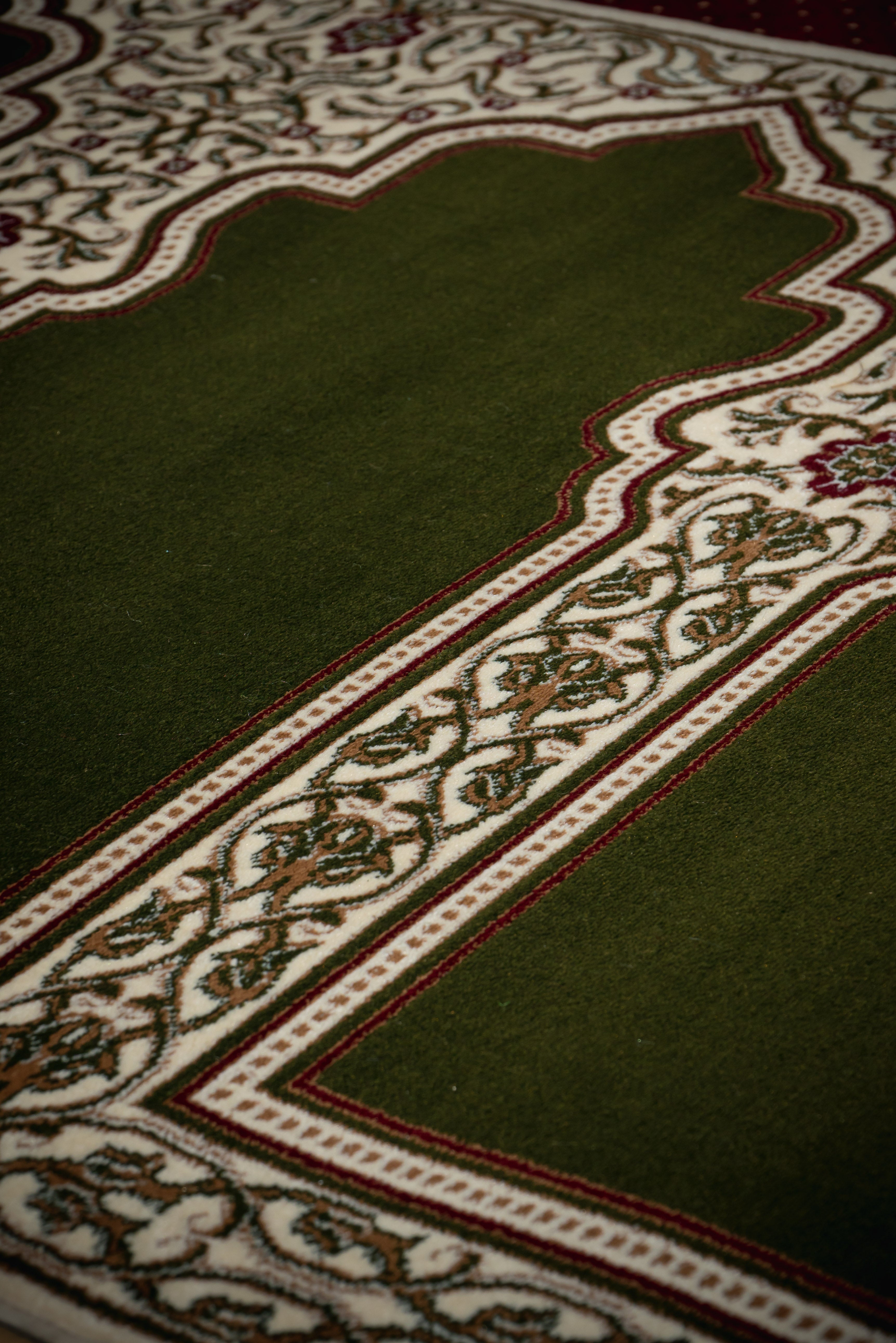 Majestic Green Prayer Mat