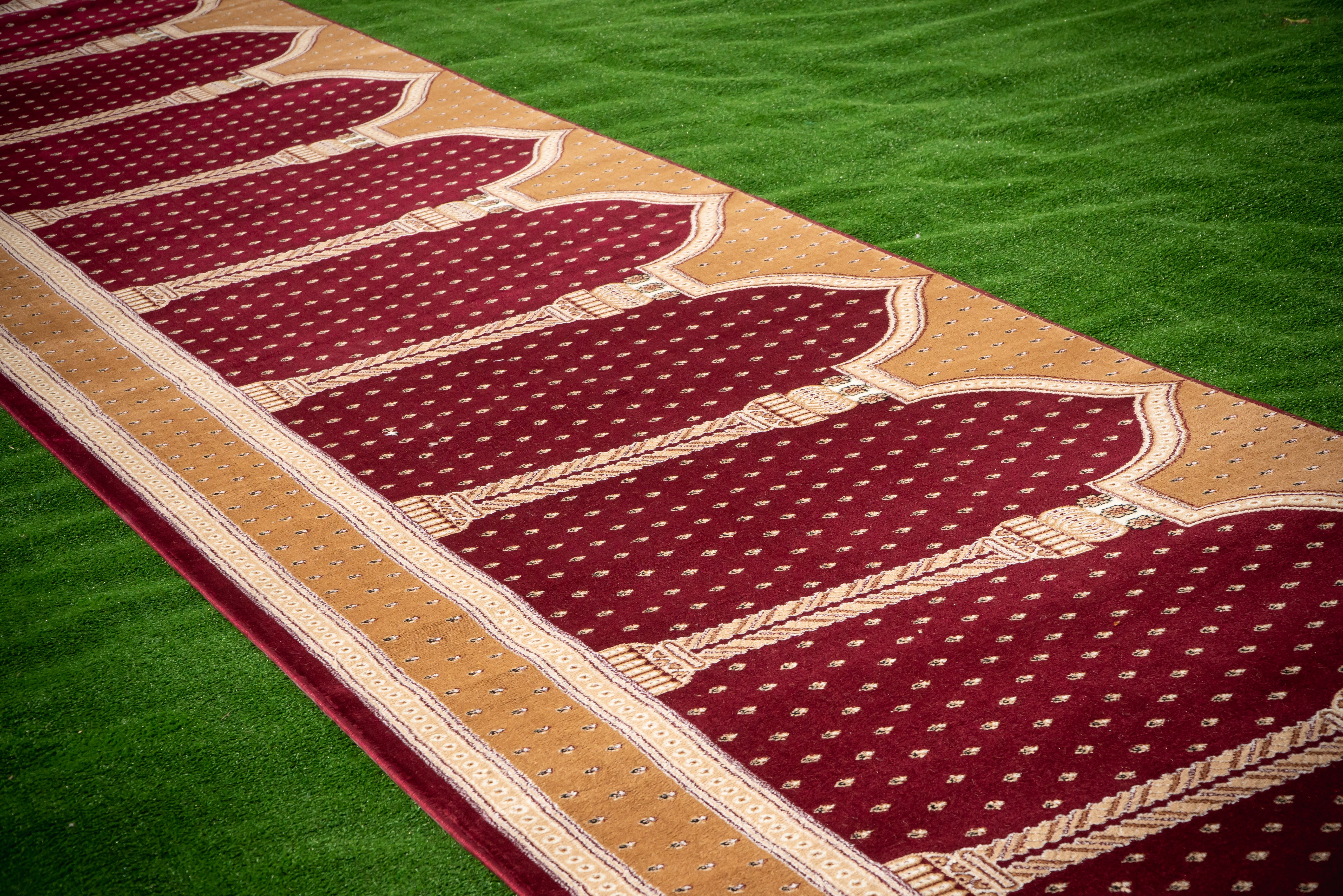 Classic Islamic Prayer Mat