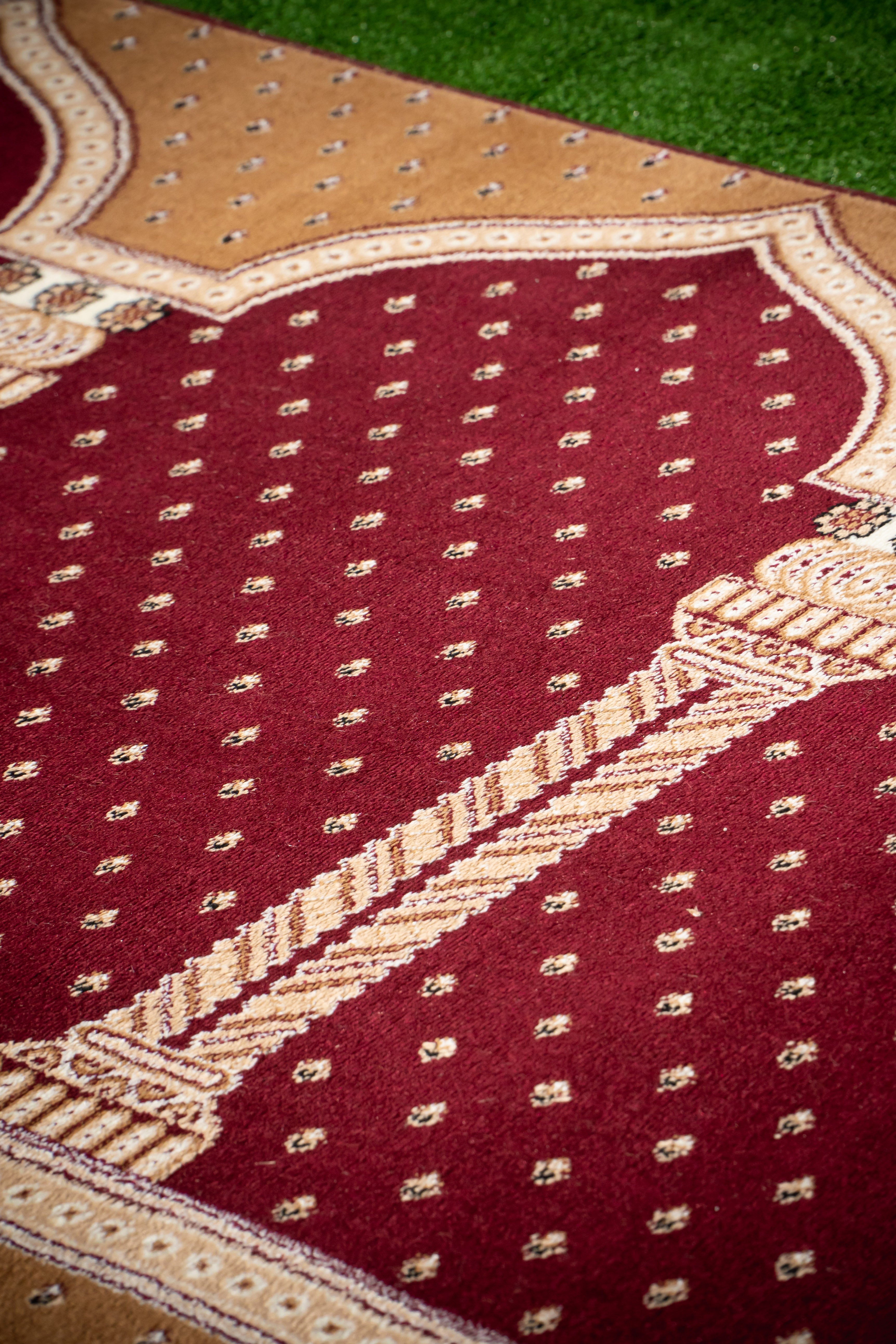 Classic Islamic Prayer Mat