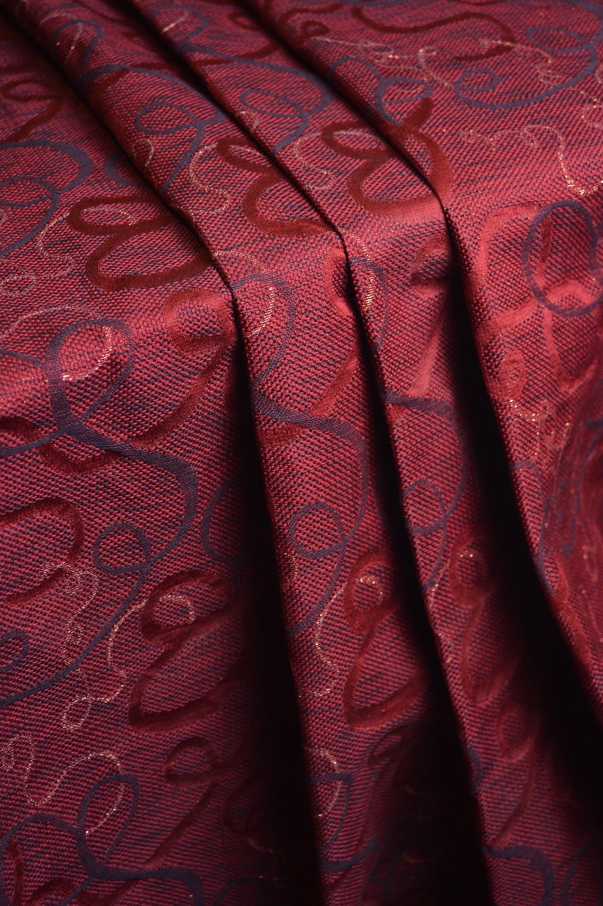 Red Looms