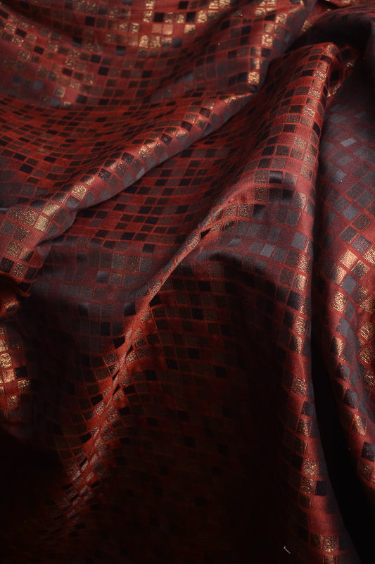 Silk Square